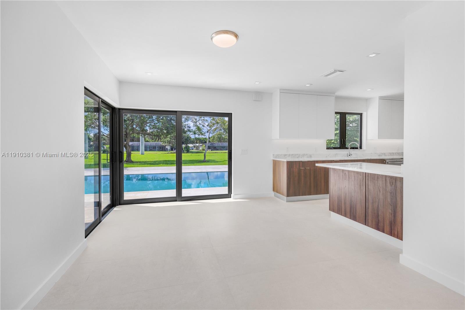 GREEN BRIAR ACRES - Residential Lease