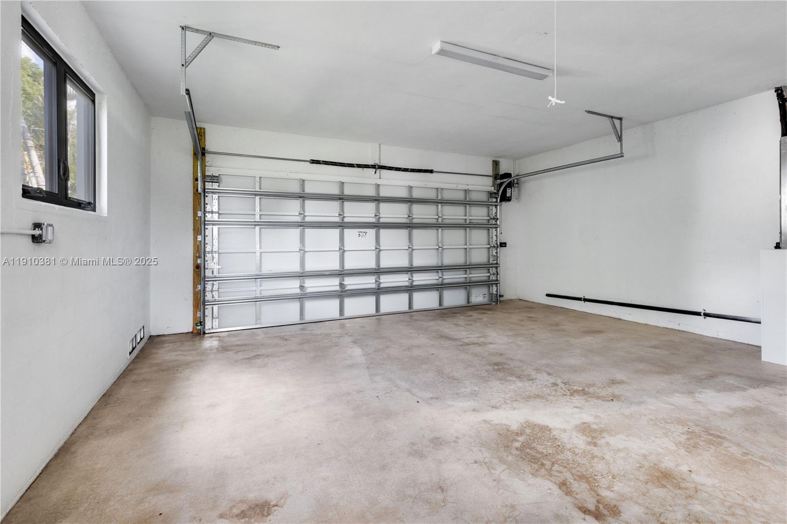 GREEN BRIAR ACRES - Residential Lease