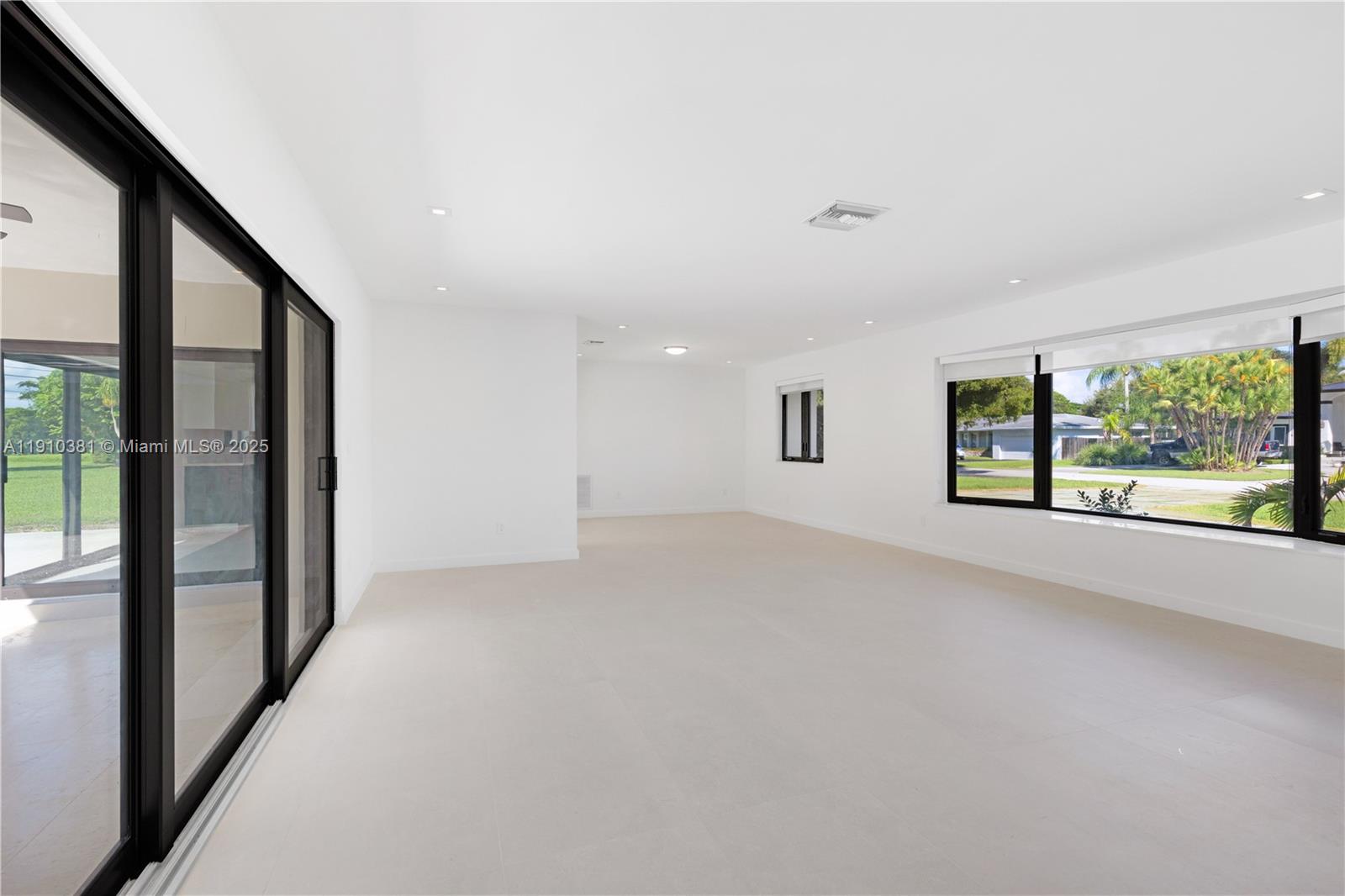 GREEN BRIAR ACRES - Residential Lease