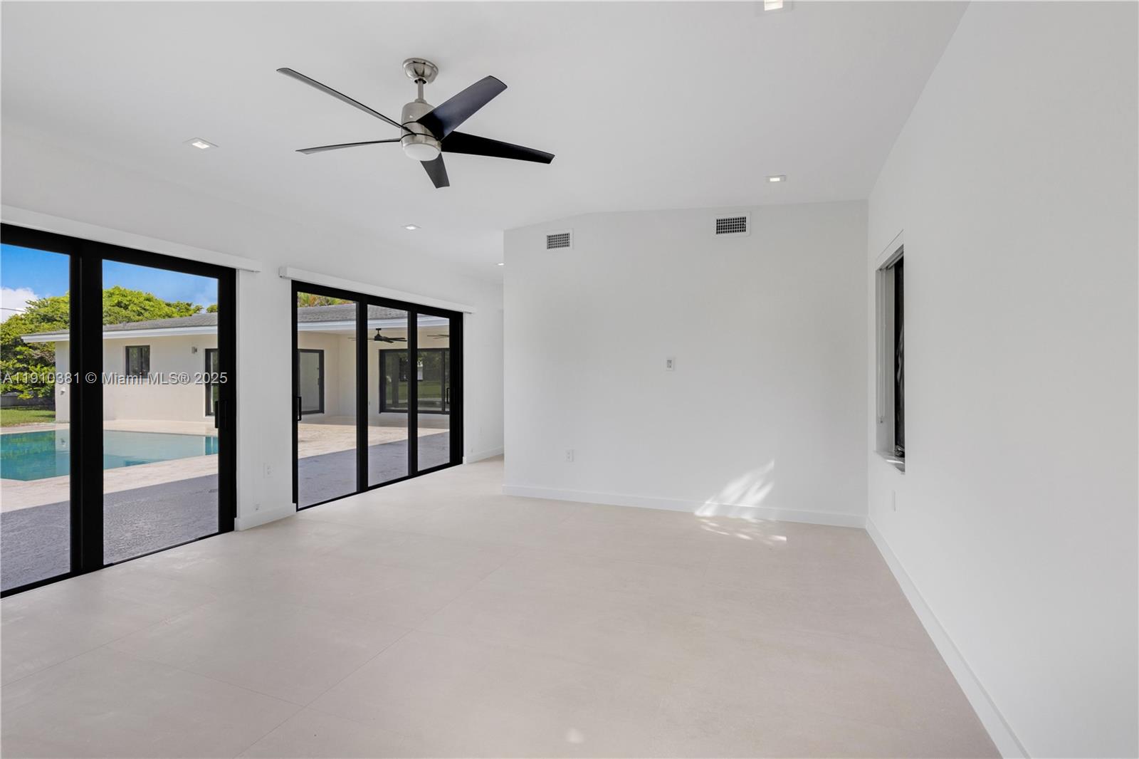 GREEN BRIAR ACRES - Residential Lease