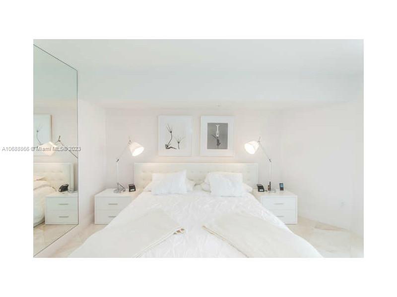 LA PERLA CONDO - Residential Lease