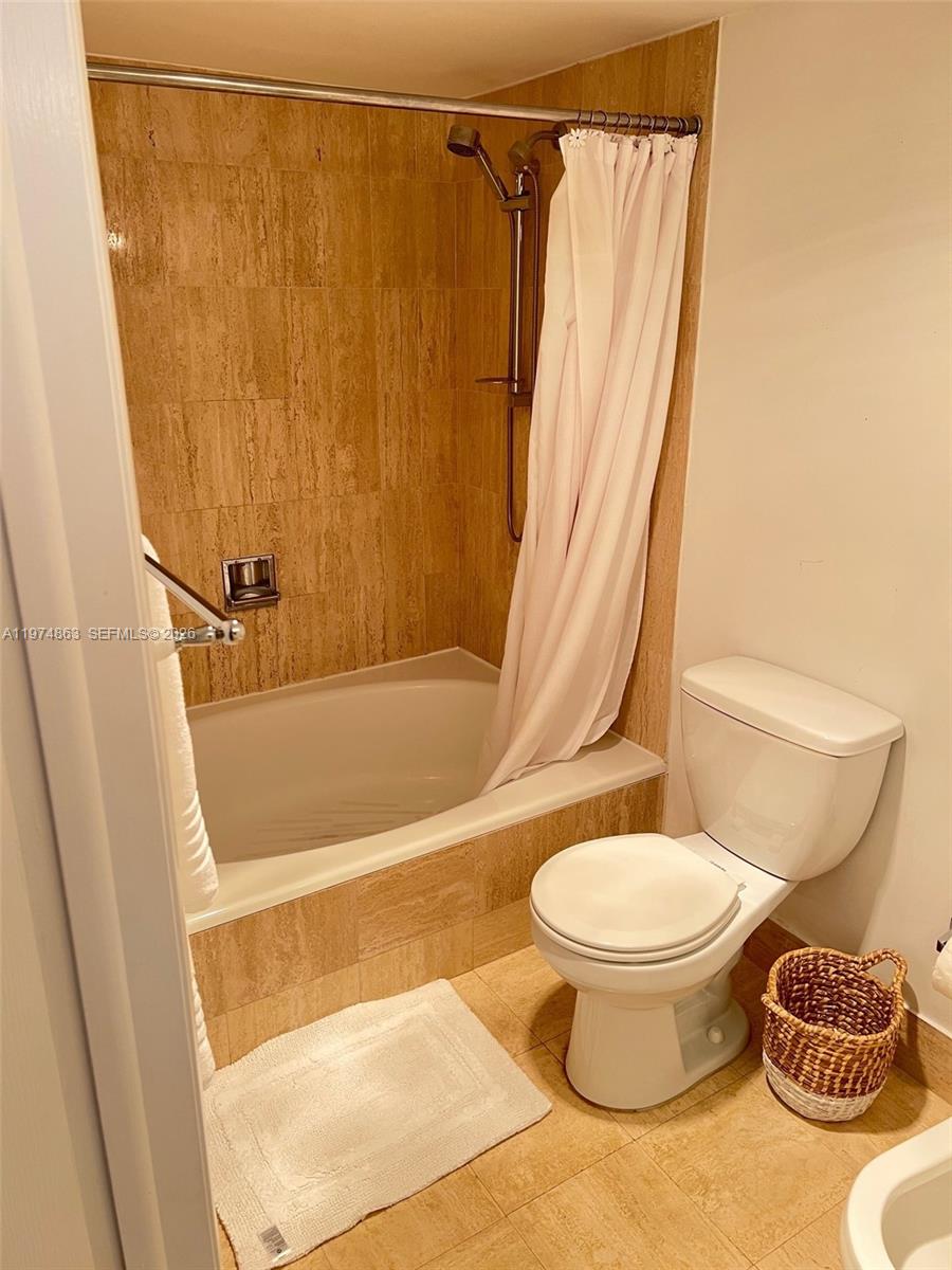 ATLANTIS ON BRICKELL COND - Residential Lease