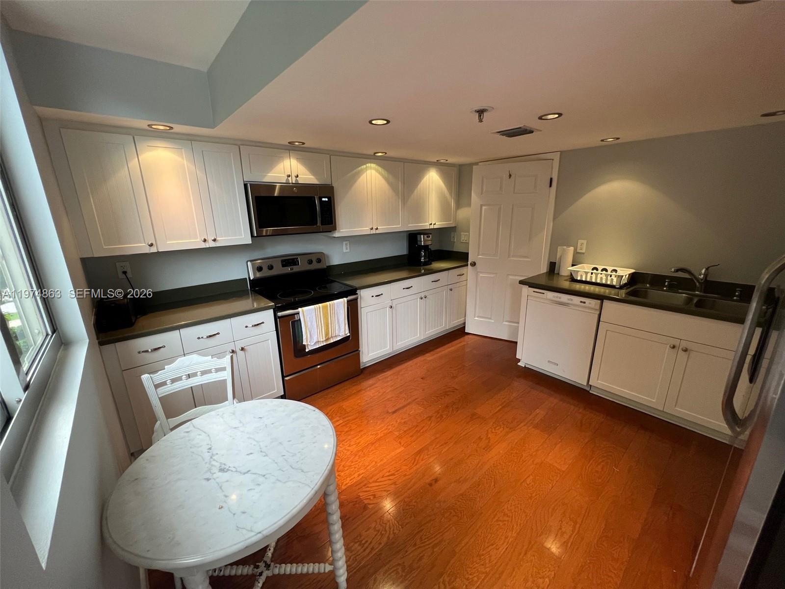 2025 Brickell Ave 503