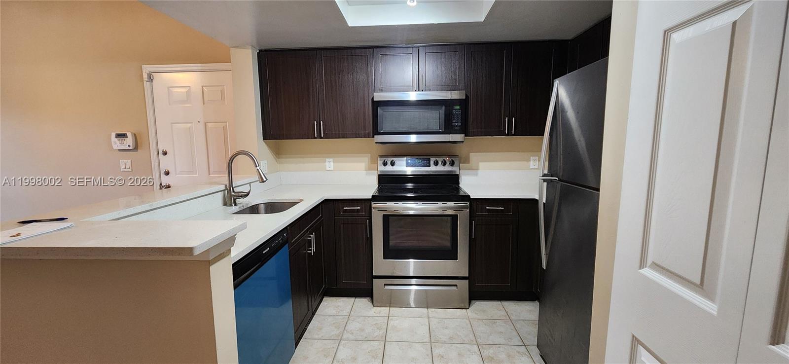 GRAND ISLES CONDO - Residential Lease