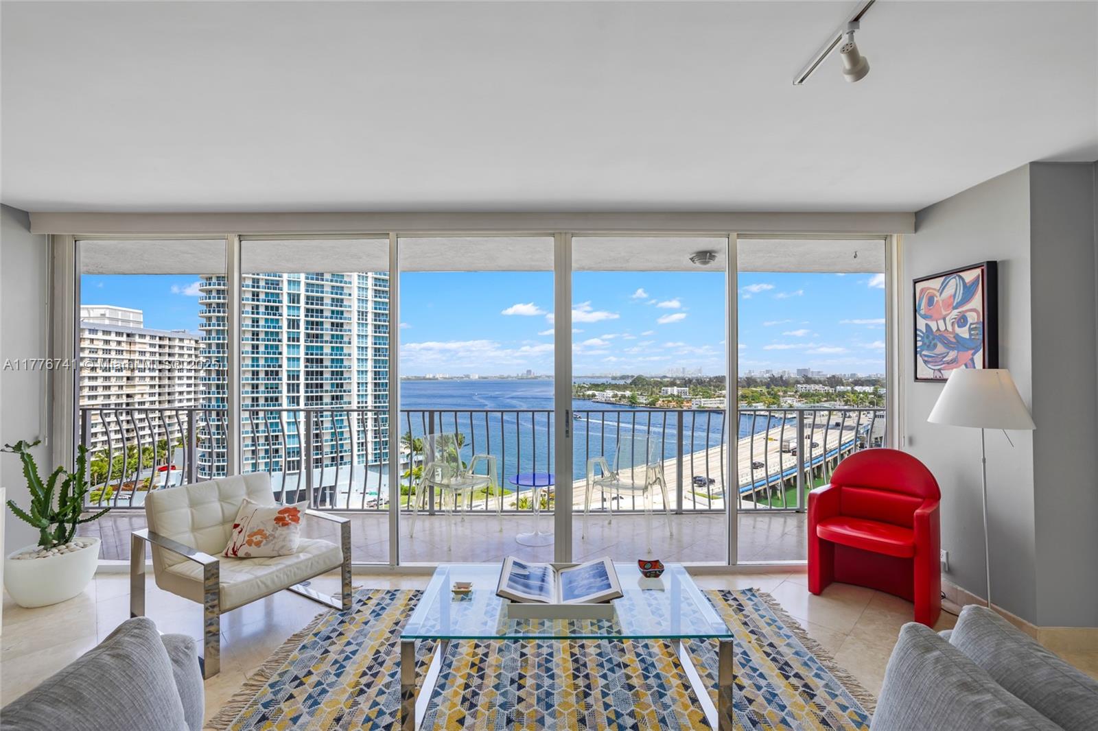 7601 E Treasure Dr 1214