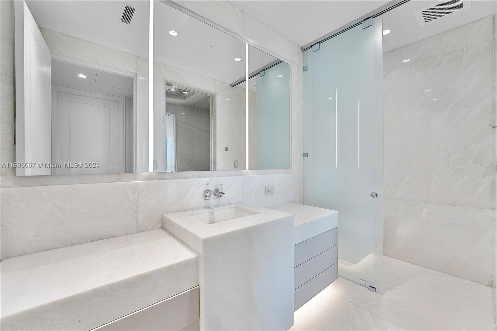 The Estates at Acqualina - Residential