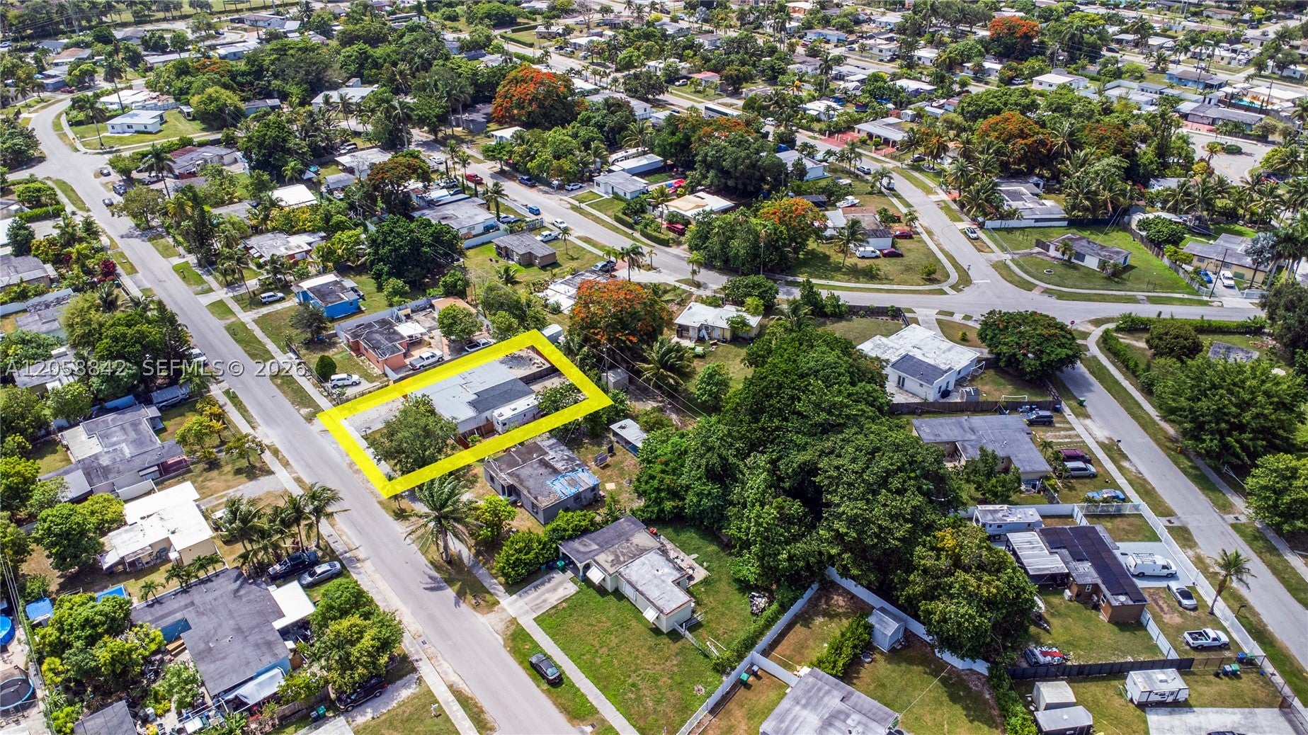 15431 Harding Ln, Homestead FL 33033