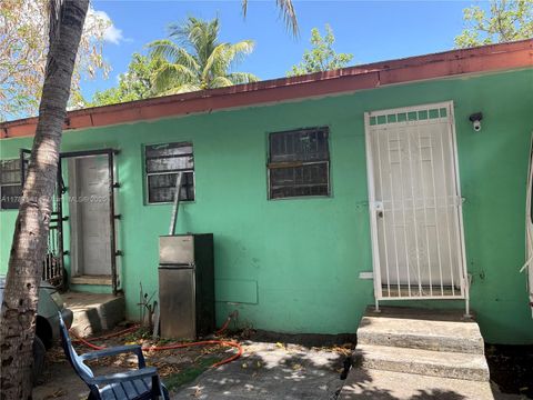 7803 NW Miami Pl Miami FL 33150