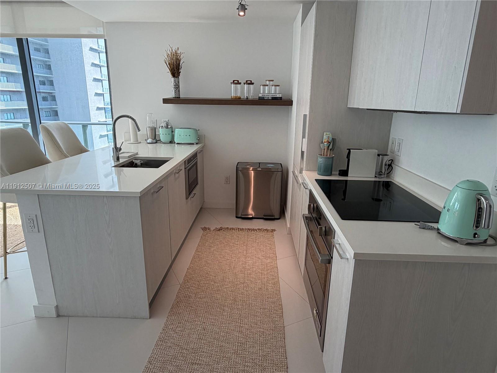 PARAISO BAYVIEWS CONDO - Residential Lease