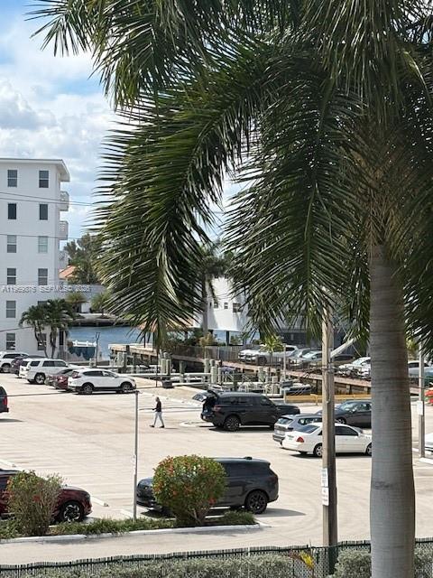 GOLDEN VIEW CONDO - Residential