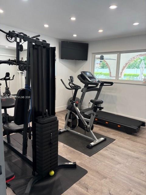 GOLDEN VIEW CONDO - Residential