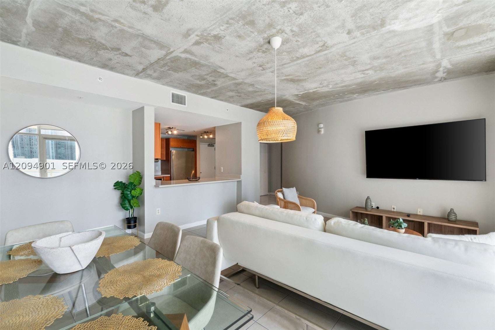 3250 NE 1st Ave 1001