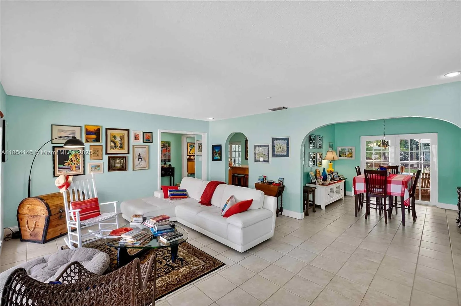 Hollywood, Florida 33021, United States, 3 Bedrooms Bedrooms, ,2 BathroomsBathrooms,Residential,Active,186237