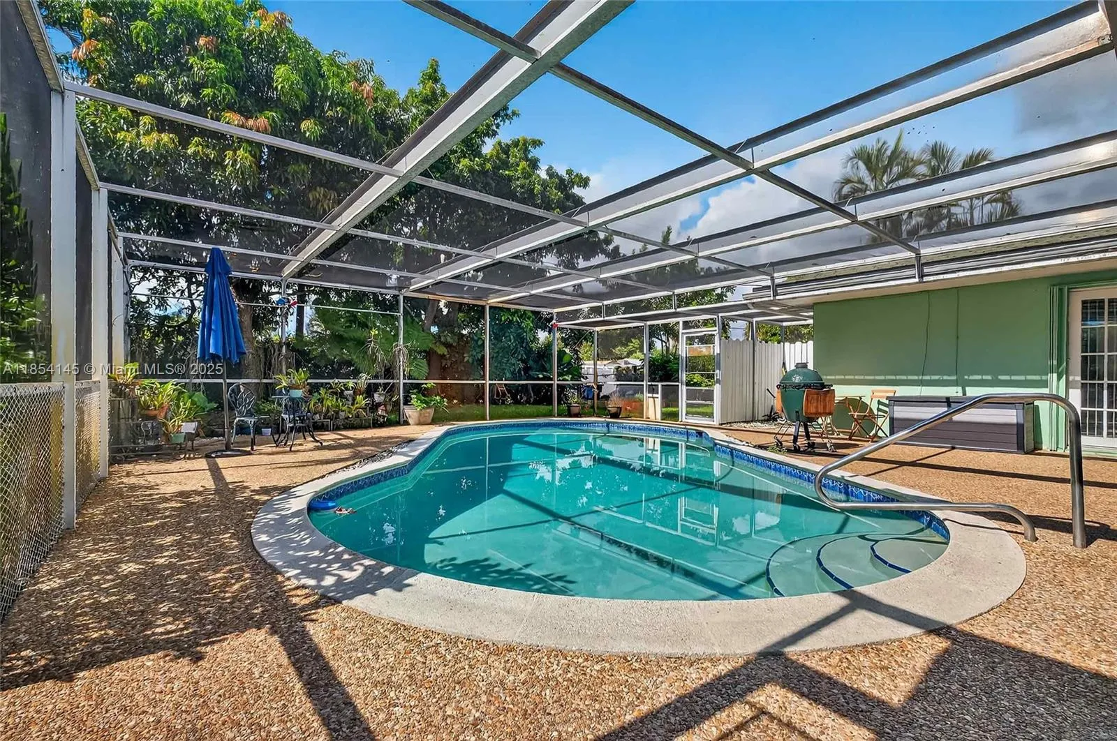 Hollywood, Florida 33021, United States, 3 Bedrooms Bedrooms, ,2 BathroomsBathrooms,Residential,Active,186237