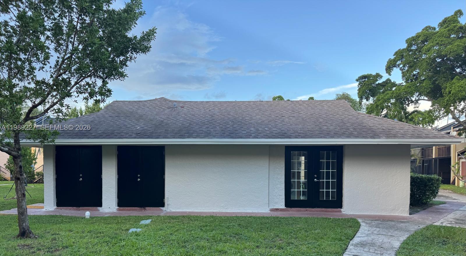 ARBOR KEYS CONDO - Residential Lease