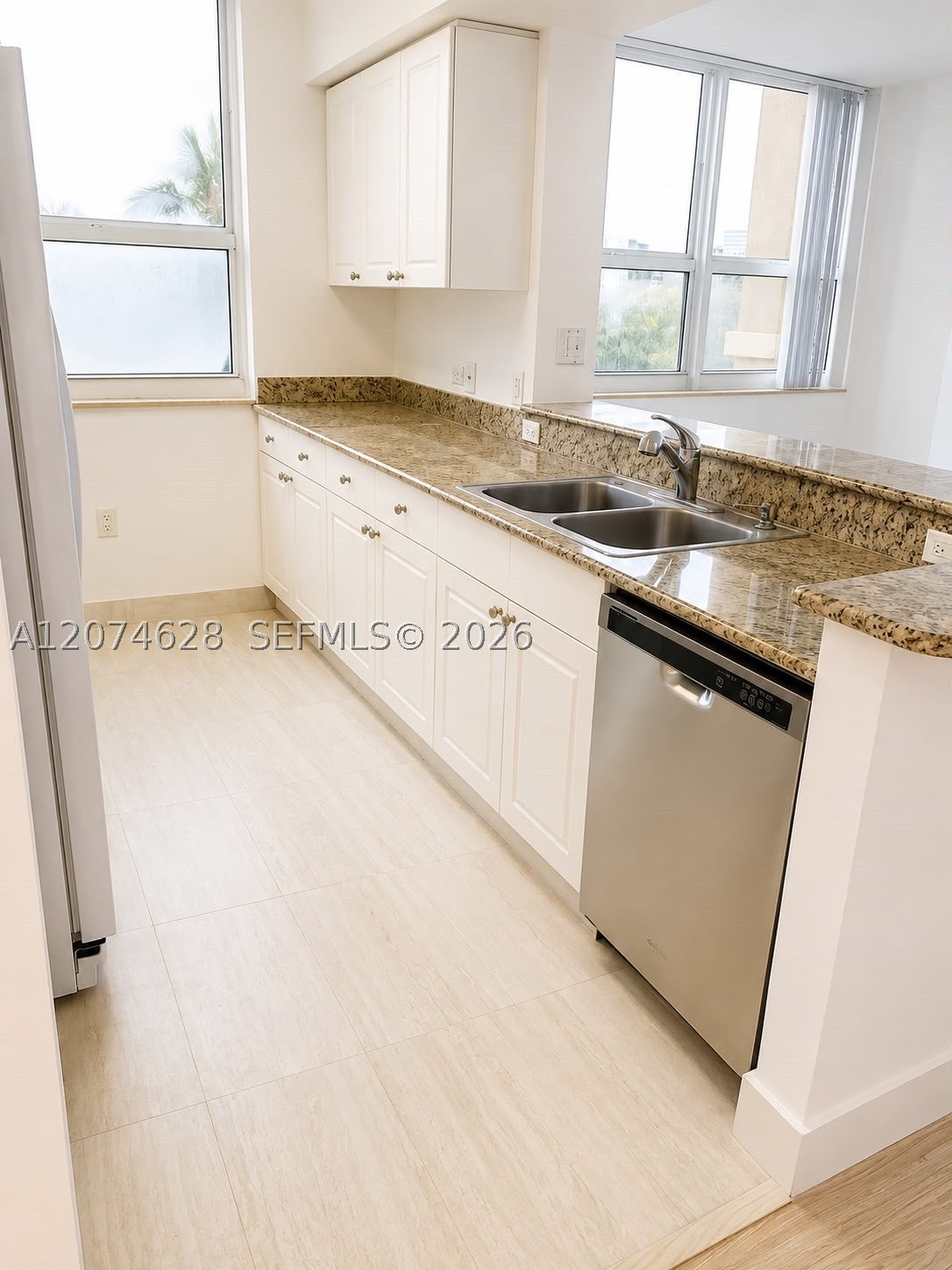19501 W Country Club Dr 408