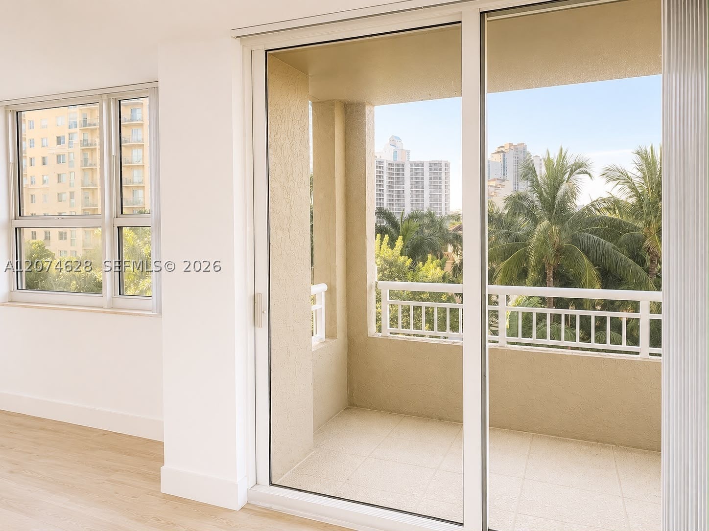19501 W Country Club Dr 408