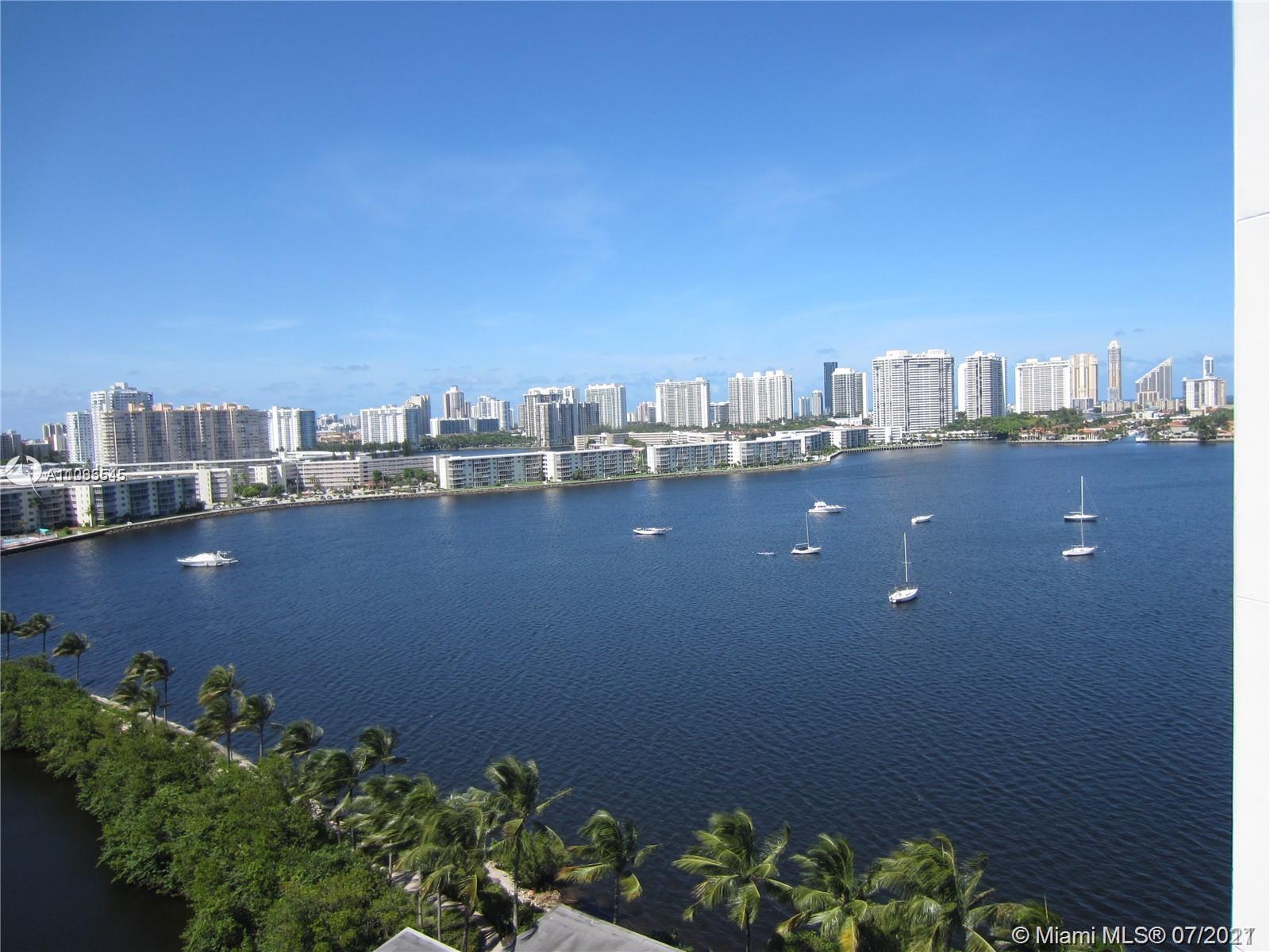 MARINA PALMS - Residential