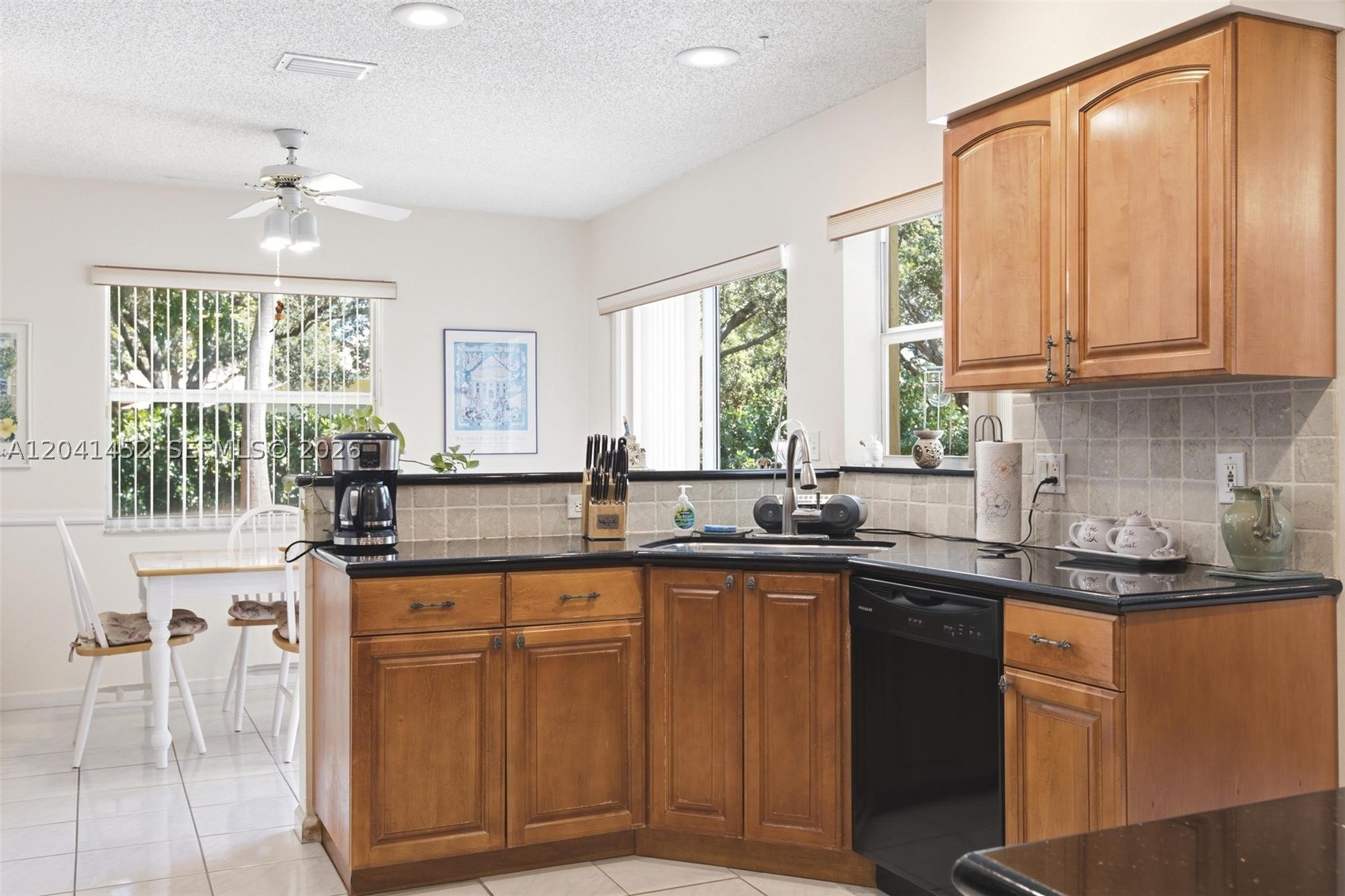 10431 NW 48th Mnr