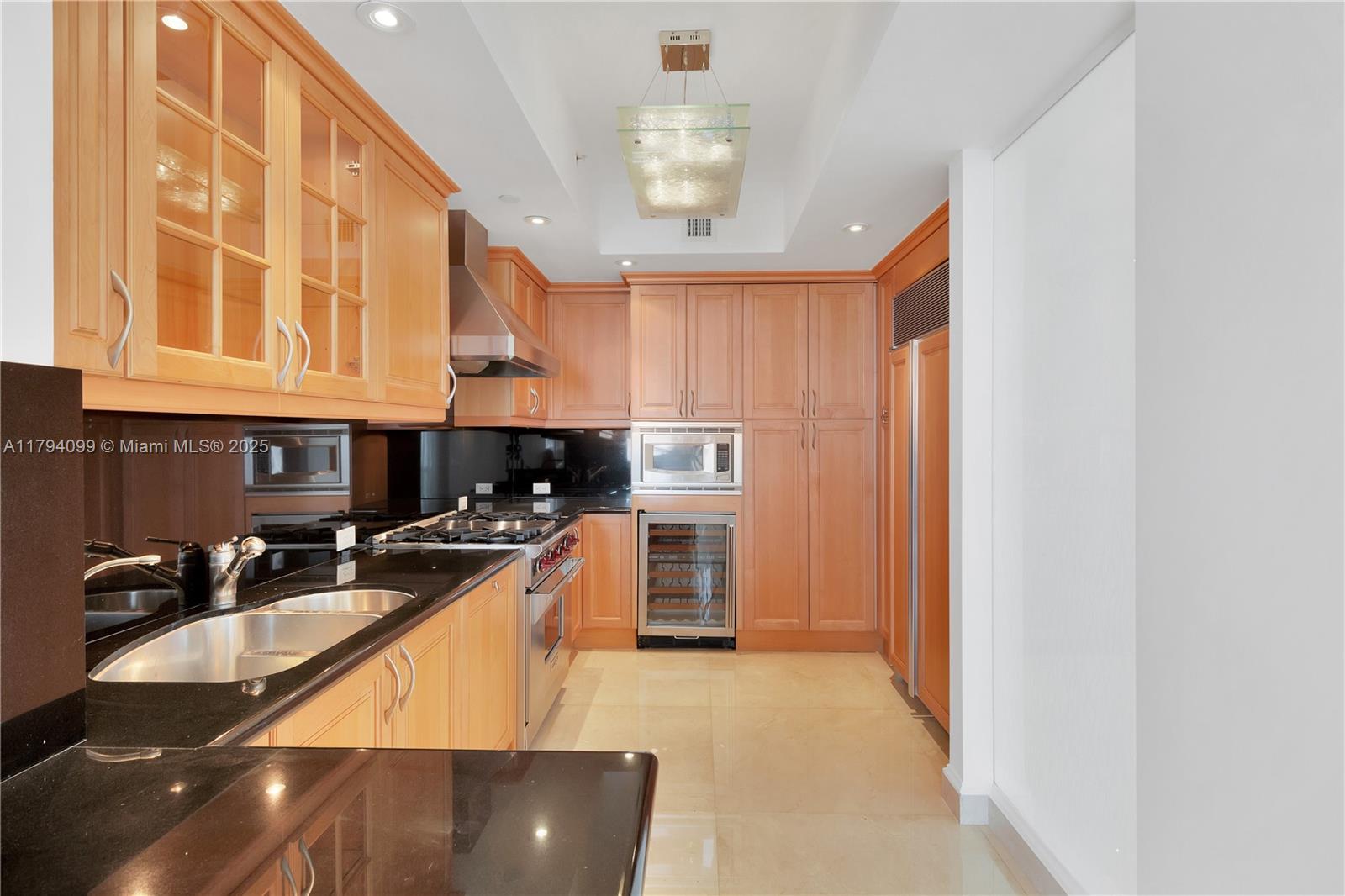 ACQUALINA OCEAN RESIDENCE - Residential