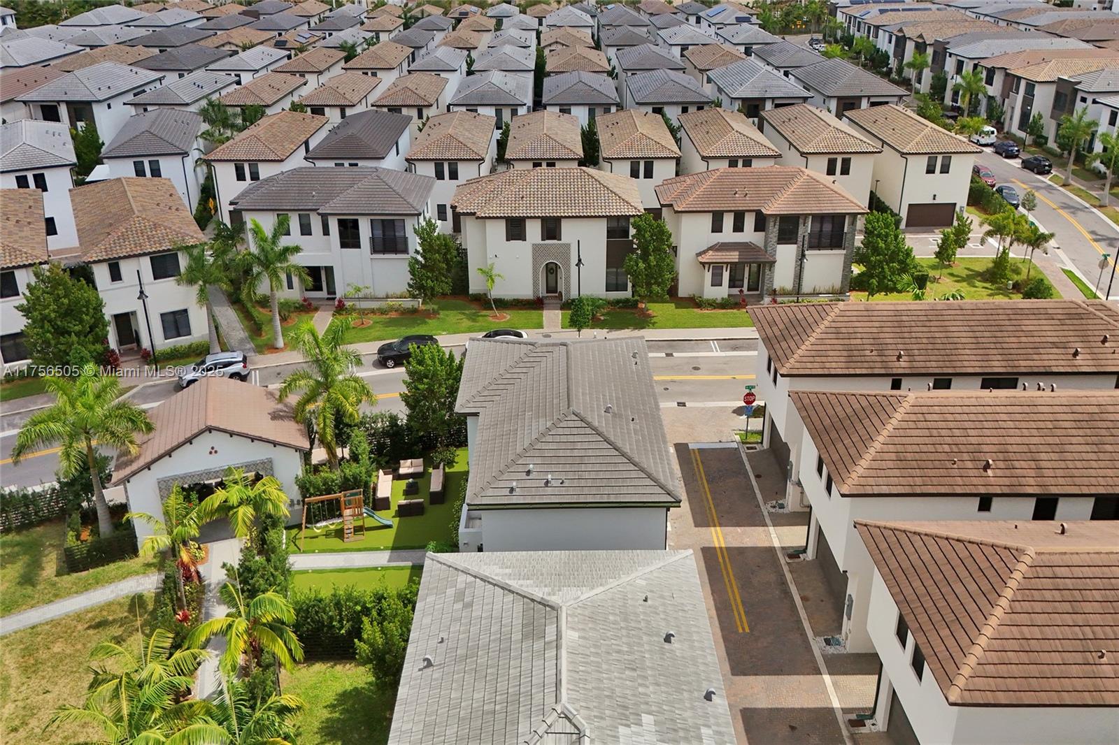 8211 NW 43rd Ter
