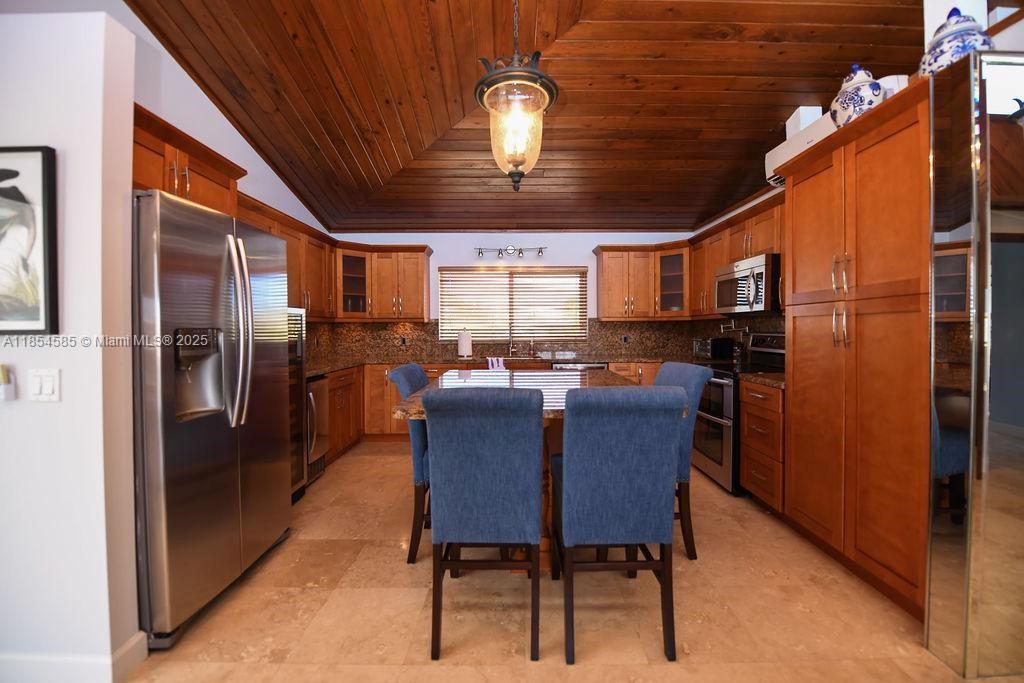 KEY LARGO OCEAN SHORES AD - Residential Lease