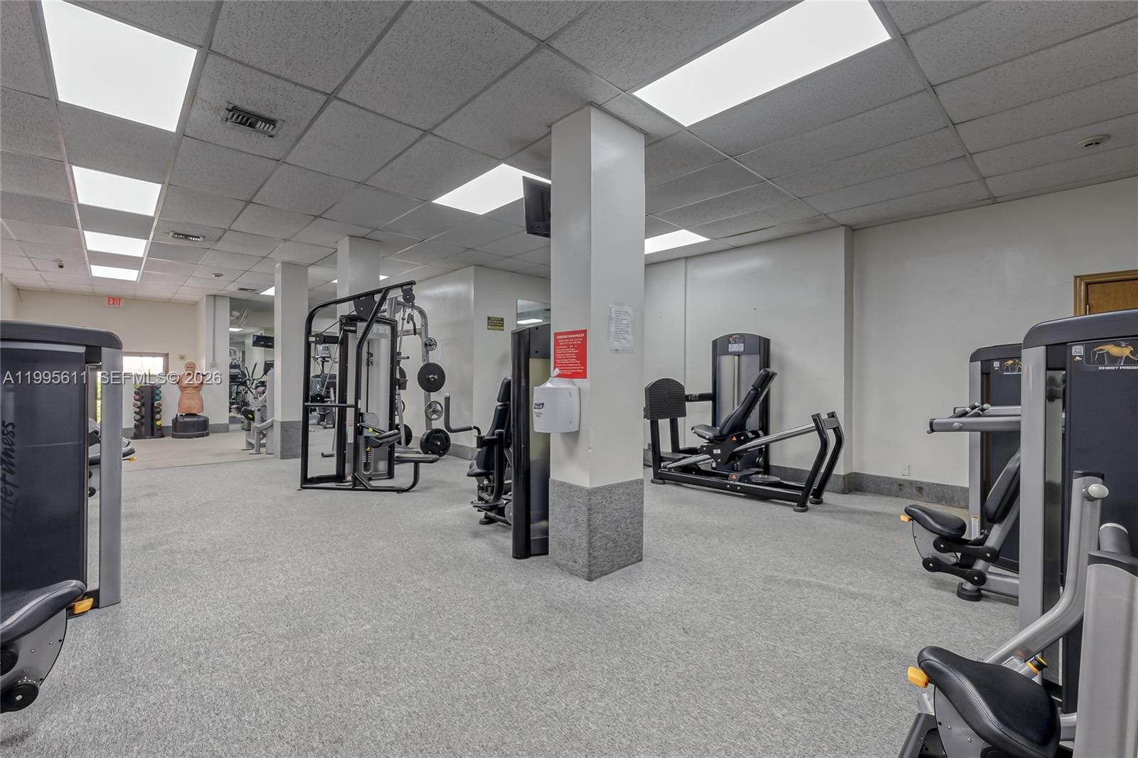 HALLMARK OF HOLLYWOOD CON - Residential