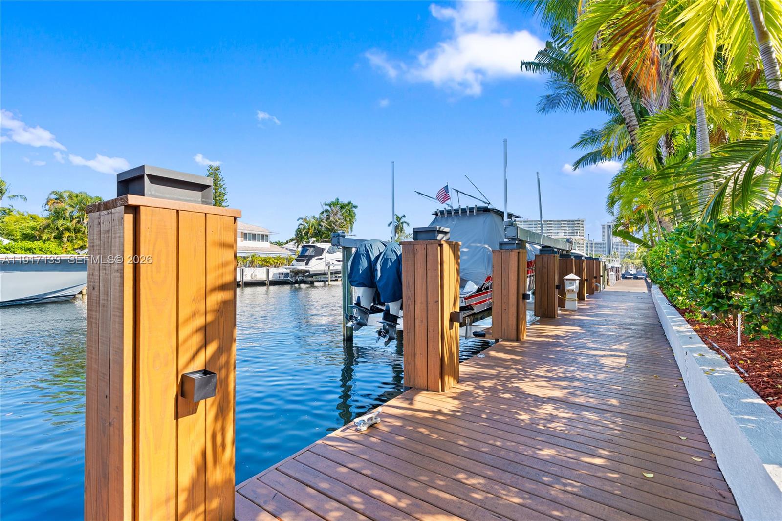 CORAL RIDGE COUNTRY CLUB - Residential