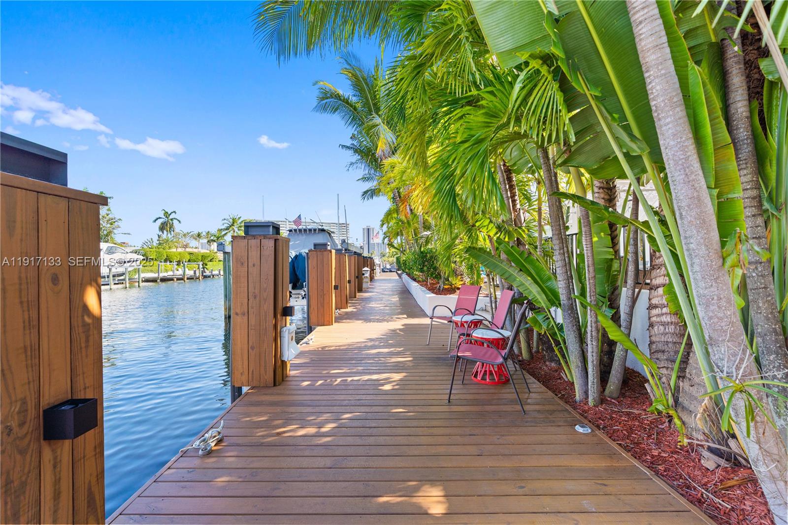 CORAL RIDGE COUNTRY CLUB - Residential