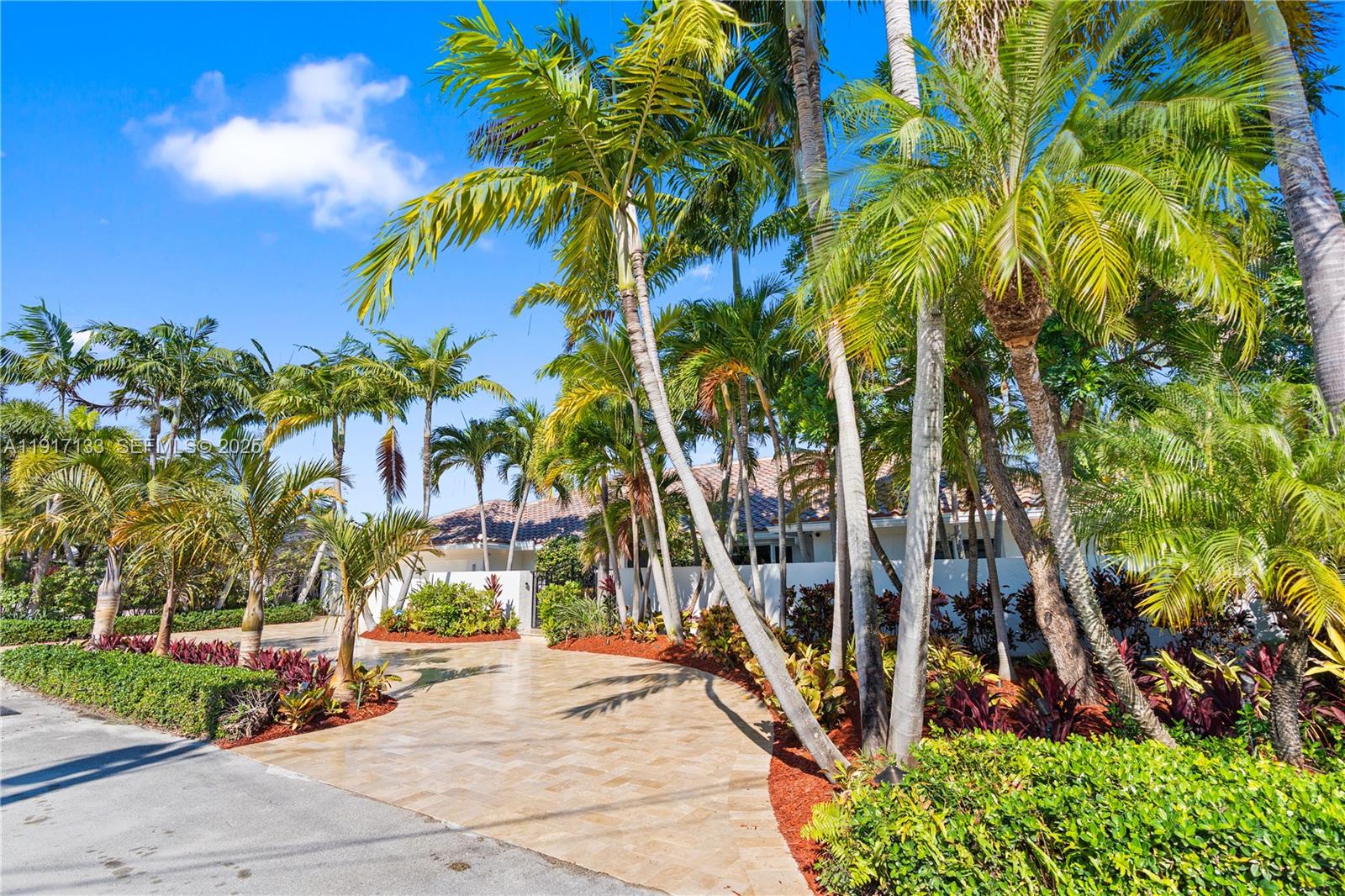 CORAL RIDGE COUNTRY CLUB - Residential