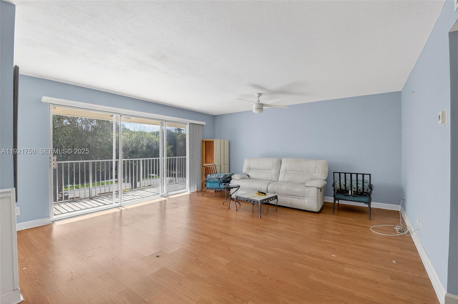 GATEWAY APTS COND - Residential Lease