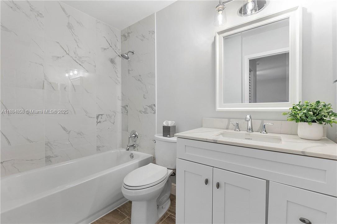 GRAND OASIS CONDO - Residential