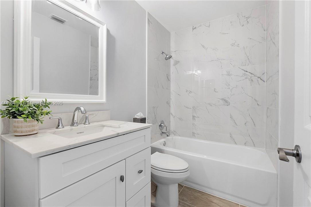 GRAND OASIS CONDO - Residential