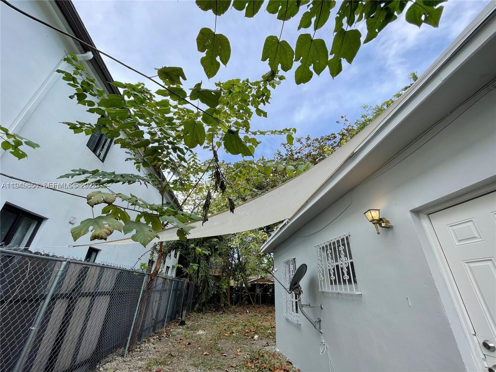 3032 New York St 3032