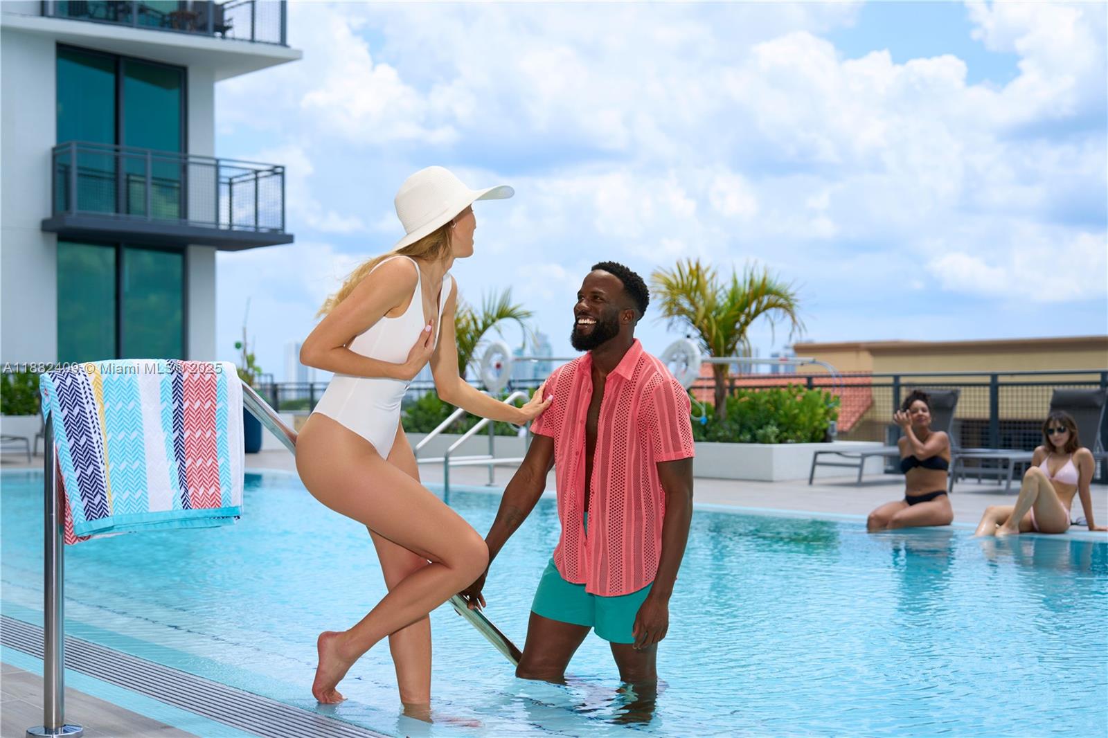 HOLLYWOOD - Residential Lease