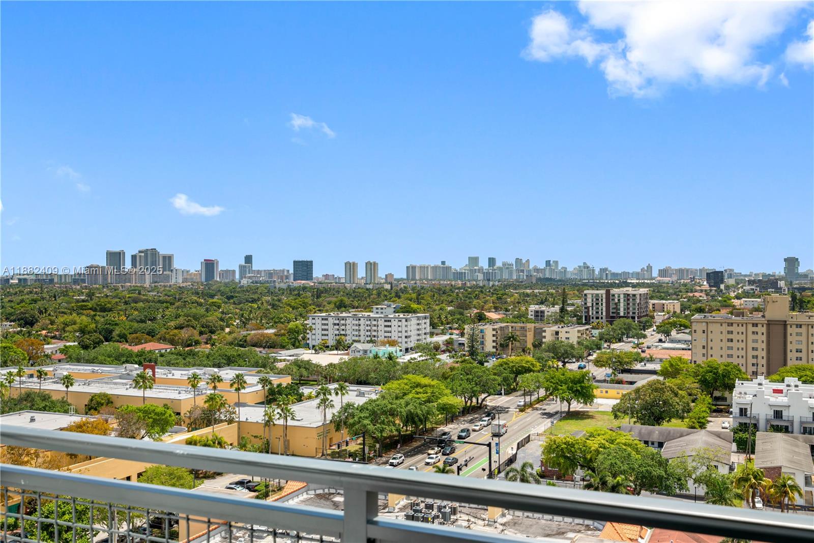 HOLLYWOOD - Residential Lease