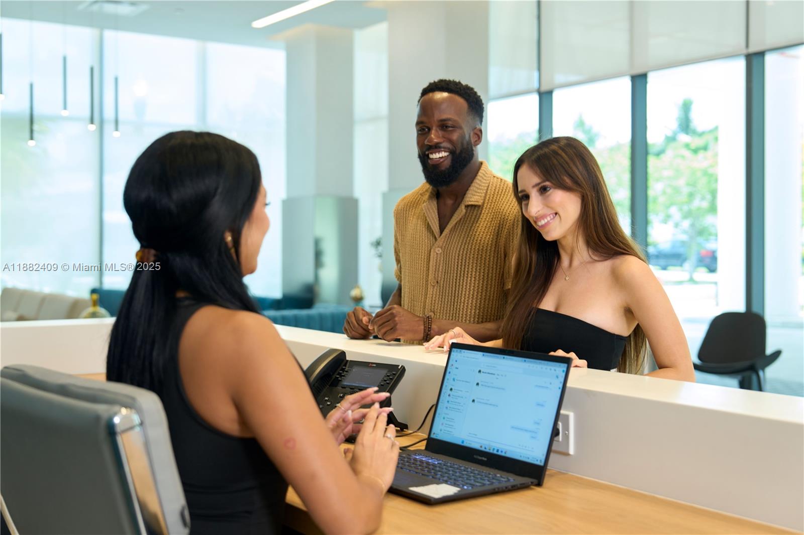 HOLLYWOOD - Residential Lease