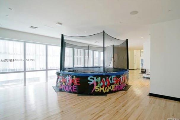 PARAMOUNT MIAMI WORLDCENTE - Residential