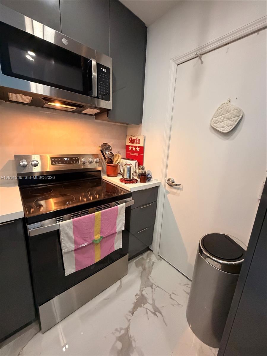 1200 West Ave 1431