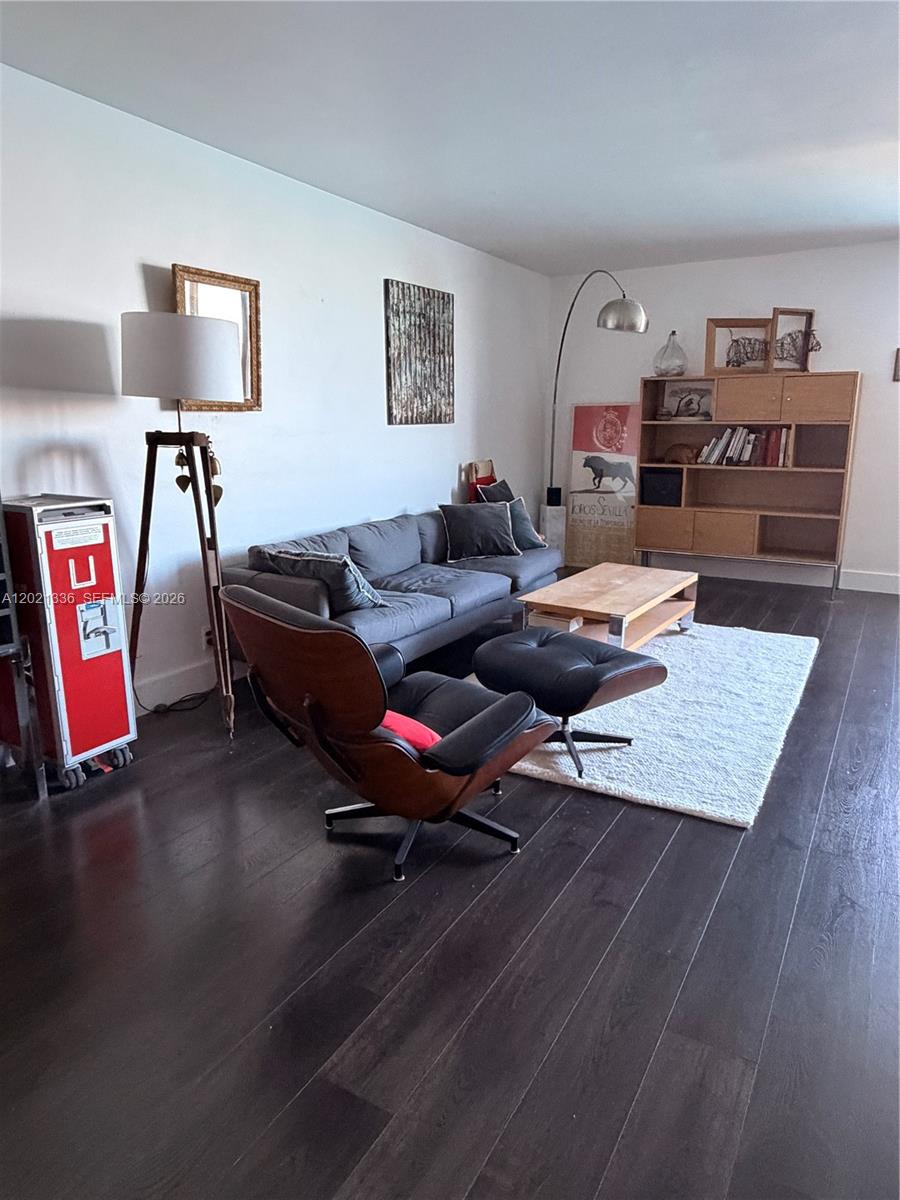 1200 West Ave 1431