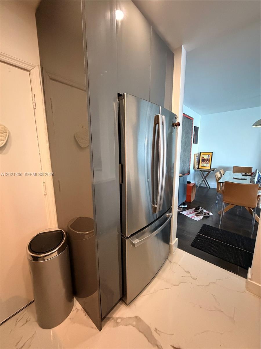 1200 West Ave 1431