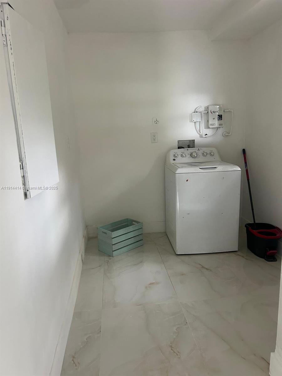 LESLIE ESTATES SEC 15 - Residential