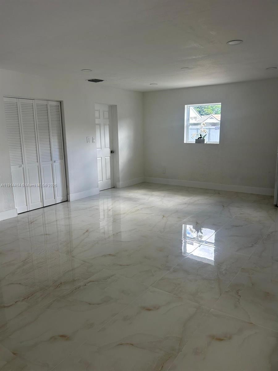 LESLIE ESTATES SEC 15 - Residential