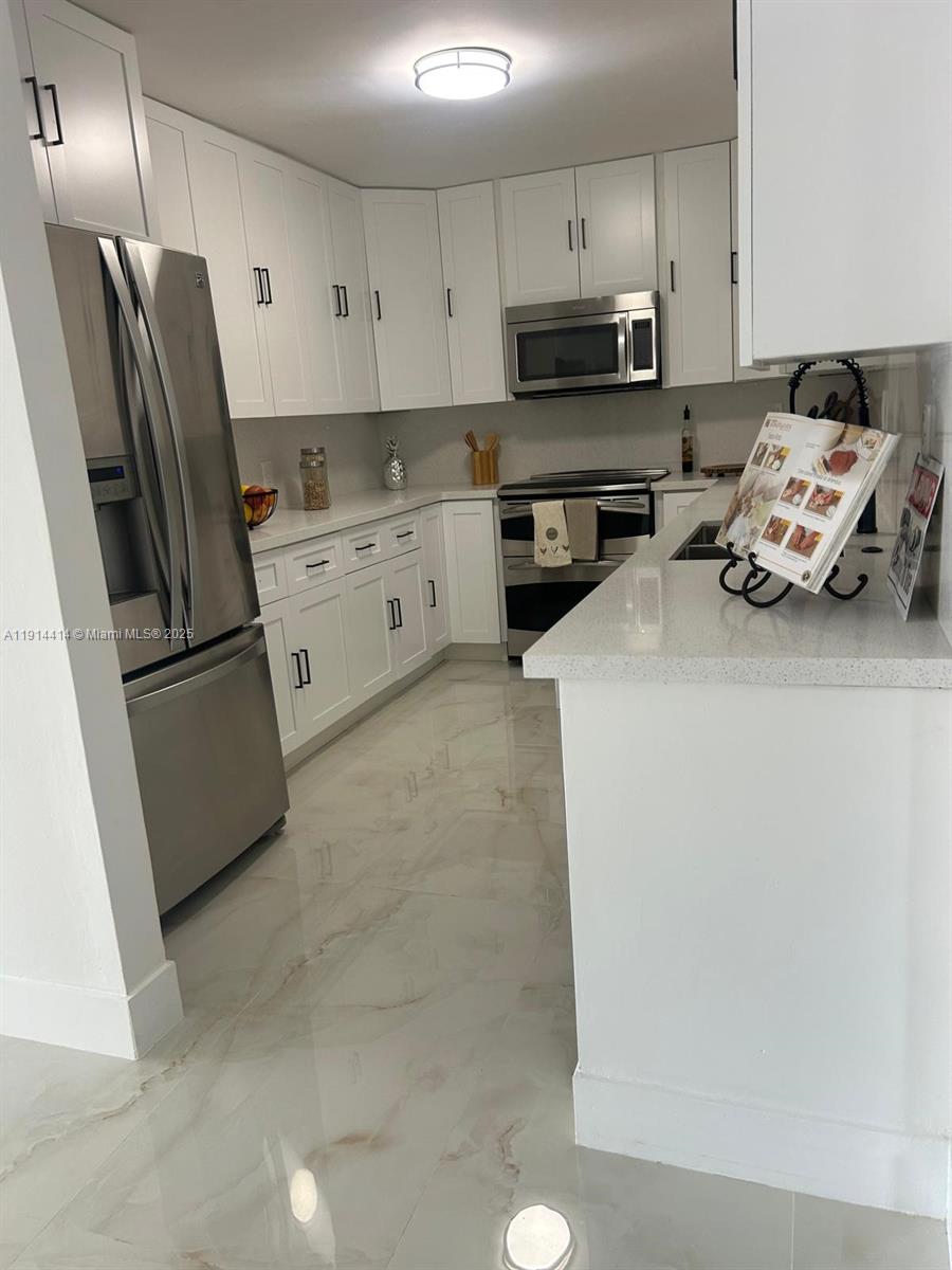 LESLIE ESTATES SEC 15 - Residential