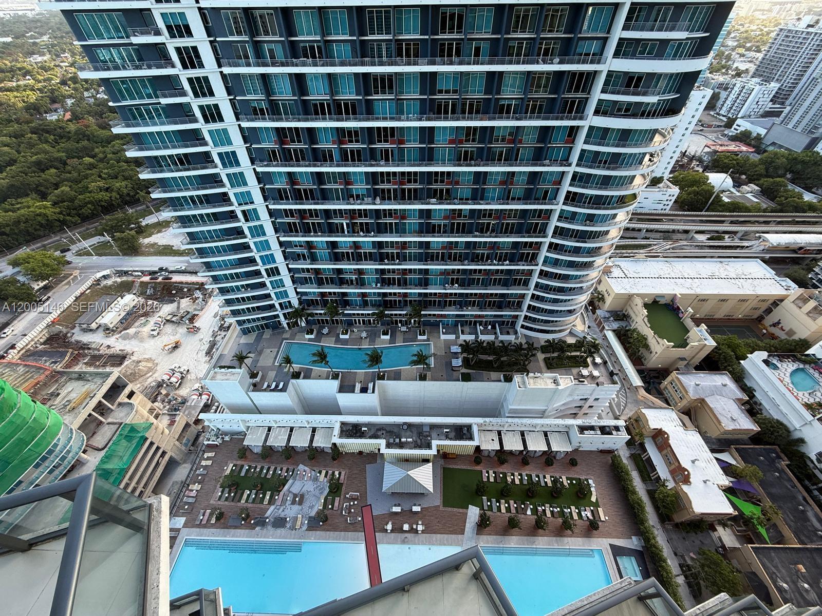 1300 S MIAMI AVENUE CONDO - Residential