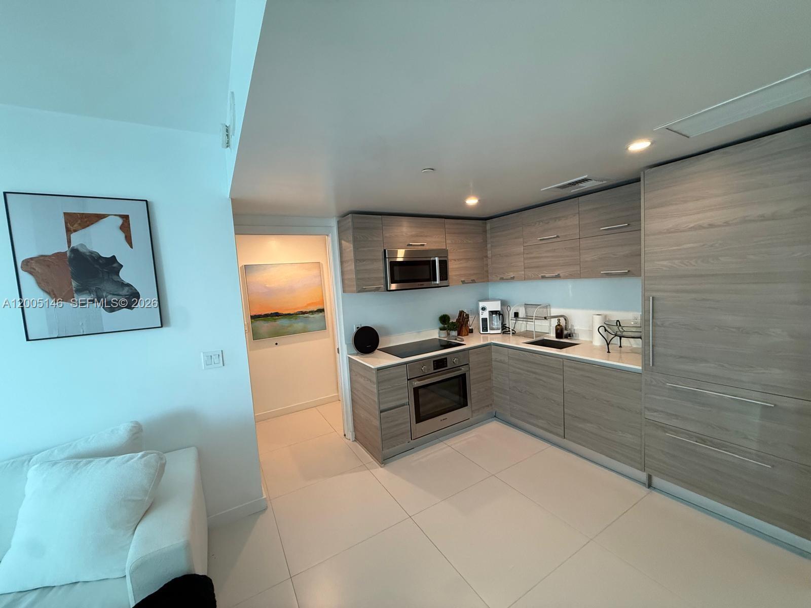 1300 S MIAMI AVENUE CONDO - Residential