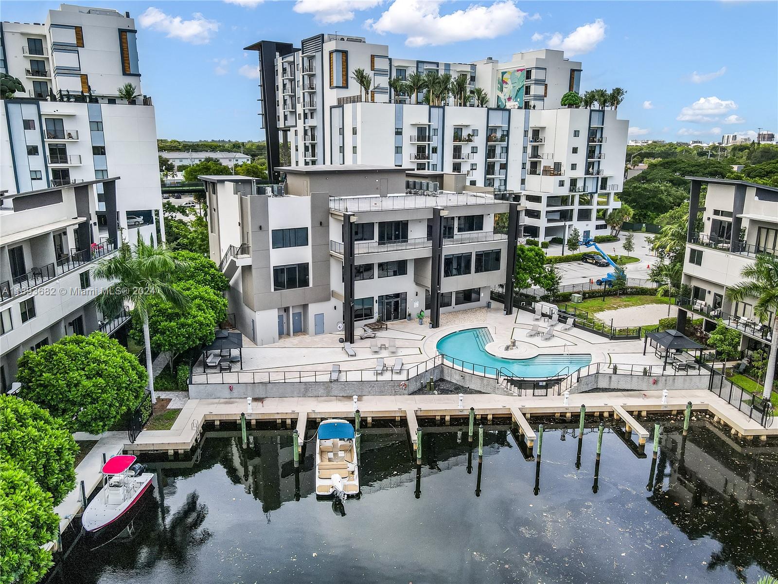 KOI PLAT - Residential