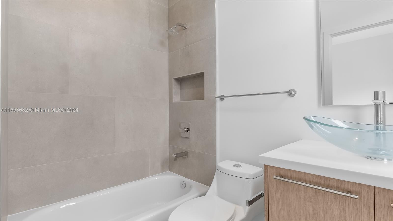 KOI PLAT - Residential