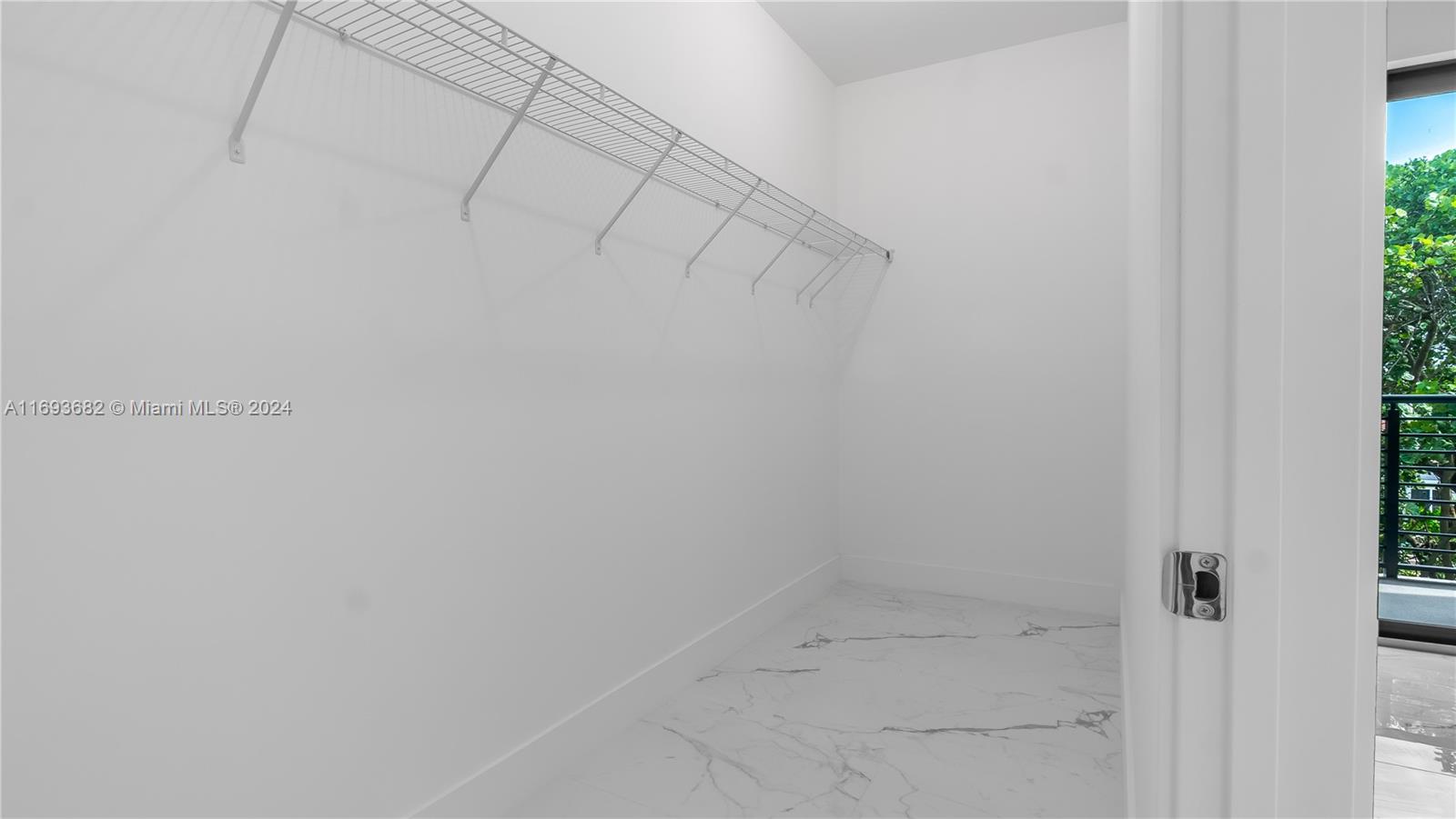 KOI PLAT - Residential