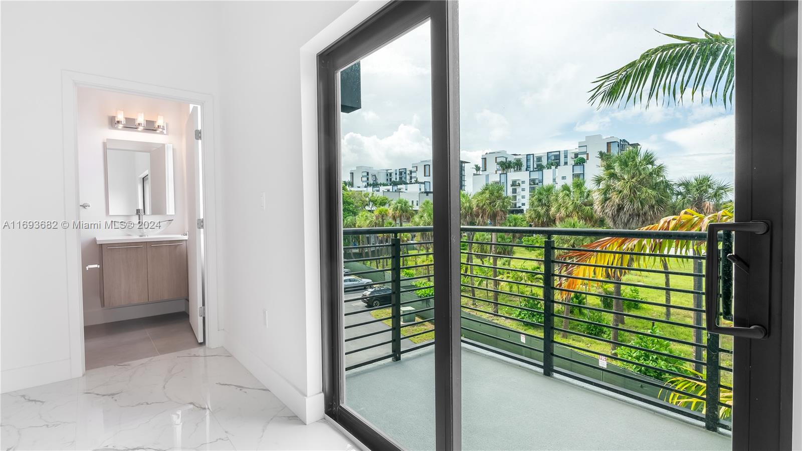 KOI PLAT - Residential